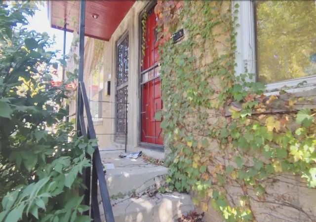 Townhouse for sale at 7845 S Yates Blvd SE, Chicago, IL 60649 | MLS# 12792939