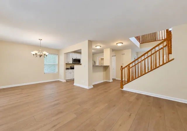 Photo 4 of Condo for sale at 2441 Stoughton Cir #2441, Aurora, IL 60502 | MLS# 12792948 | Listing updated on 2026-10-29