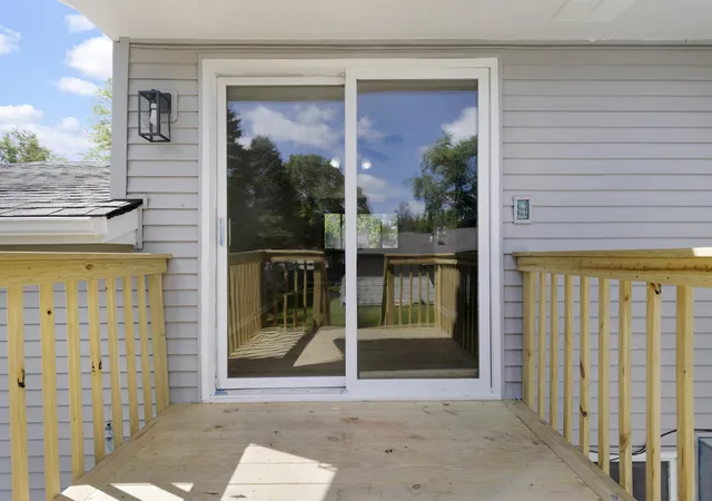 Photo 3 of Single family home for sale at 5008 Valentine Pl, Rockford, IL 61108 | MLS# 12792953 | Listing updated on 2026-10-29