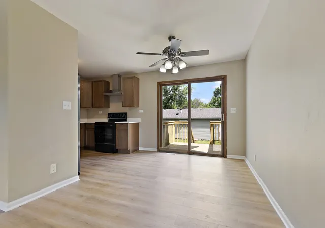 Photo 4 of Single family home for sale at 5008 Valentine Pl, Rockford, IL 61108 | MLS# 12792953 | Listing updated on 2026-10-29