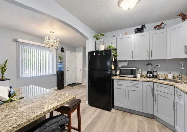 Photo 4 of Single family home for sale at 6909 S Ada St, Chicago, IL 60636 | MLS# 12792959 | Listing updated on 2026-10-29