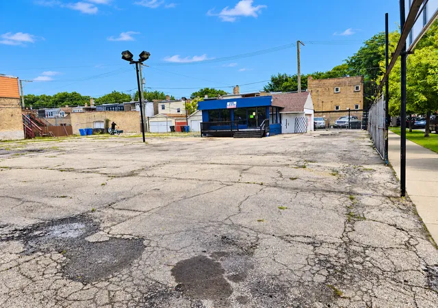 Photo 1 of Land for sale at 2901 N Cicero Ave, Chicago, IL 60641 | MLS# 12792968 | Listing updated on 2026-10-27