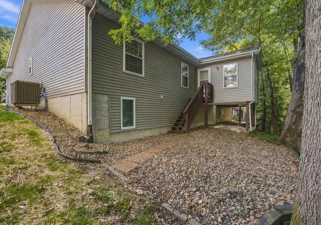 Photo 3 of Condo for sale at 2529 1st Street Ct #0, Moline, IL 51265 | MLS# 12792993 | Listing updated on 2026-10-28