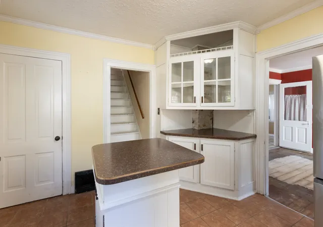 Photo 4 of Single family home for sale at 629 N Madison St, Woodstock, IL 60098 | MLS# 12792996 | Listing updated on 2026-10-24
