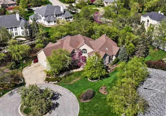 Photo 1 of Mansion for sale at 1745 Sundrop Cir, Highland Park, IL 60035 | MLS# 12793005 | Listing updated on 2026-10-29