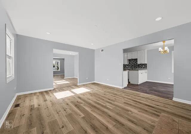 Photo 4 of Single family home for sale at 20249 Pepperwood Ct, Frankfort, IL 60423 | MLS# 12793027 | Listing updated on 2026-10-27