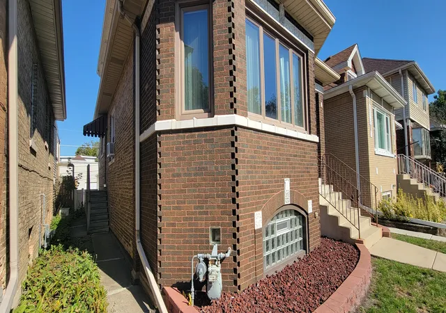 Photo 2 of Sale Pending at 7940 W Oakleaf Ave, Elmwood Park, IL 60707 | MLS# 12793034 | Listing updated on 2026-10-25