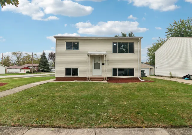 Photo 1 of Single family home for sale at 16405 Ashland Ave, Markham, IL 60428 | MLS# 12793043 | Listing updated on 2026-10-28