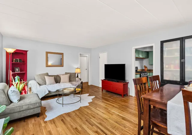 Photo 2 of Condo for sale at 1314 Central St #1N, Evanston, IL 60201 | MLS# 12793056 | Listing updated on 2026-10-27
