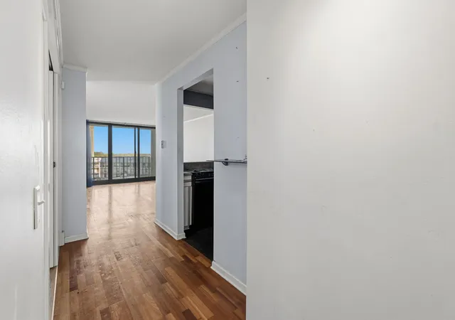 Photo 4 of Condo for sale at 3660 N Lake Shore Dr #708, Chicago, IL 60613 | MLS# 12793064 | Listing updated on 2026-10-30