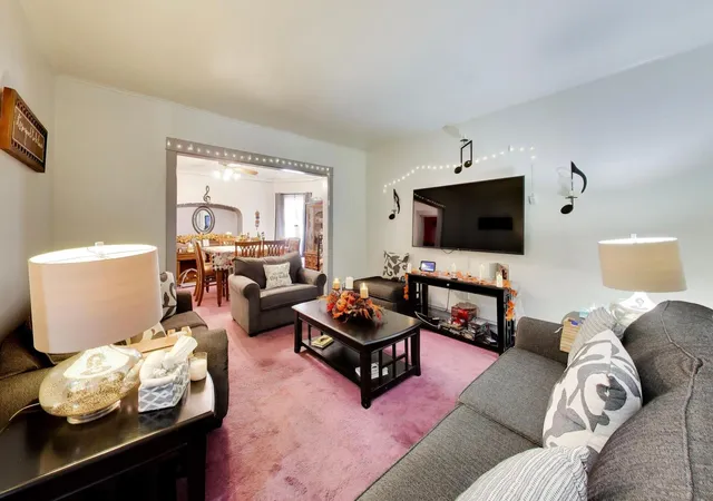 Photo 4 of Single family home for sale at 919 N Lorel Ave, Chicago, IL 60651 | MLS# 12793073 | Listing updated on 2026-10-28