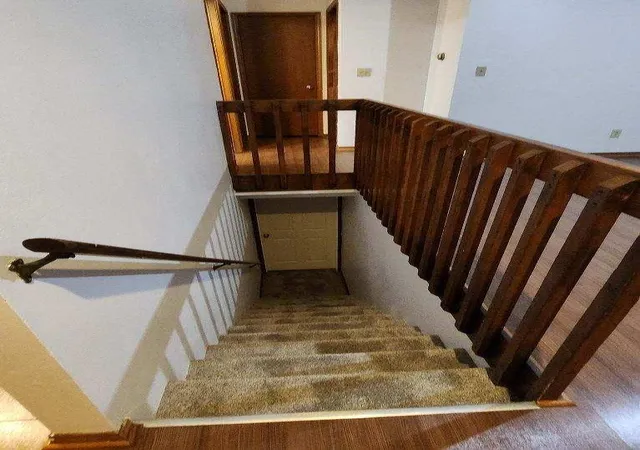 Photo 4 of Multi family home for sale at 5426 Midvale Dr, Rockford, IL 61108 | MLS# 12793091 | Listing updated on 2026-10-28
