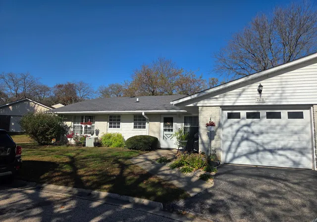 Condo for sale at 7118 Lexington Ln #180, Fox Lake, IL 60020 | MLS# 12793095
