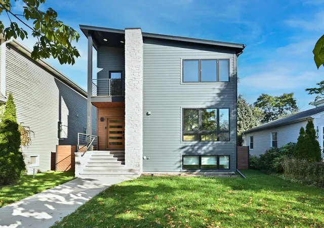 Photo 1 of Single family home for sale at 1823 Greenwood St, Evanston, IL 60201 | MLS# 12793106 | Listing updated on 2026-10-27