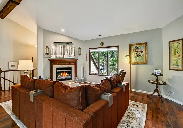 Photo 2 of Condo for sale at 1128 Foxtail Ct #1128, Darien, IL 60561 | MLS# 12793123 | Listing updated on 2026-10-29