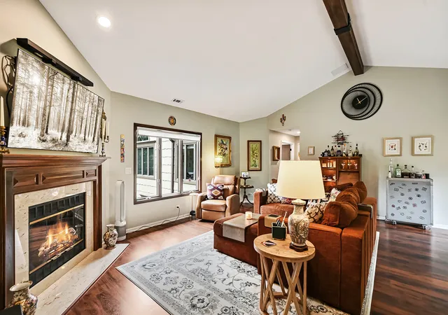 Photo 3 of Condo for sale at 1128 Foxtail Ct #1128, Darien, IL 60561 | MLS# 12793123 | Listing updated on 2026-10-29