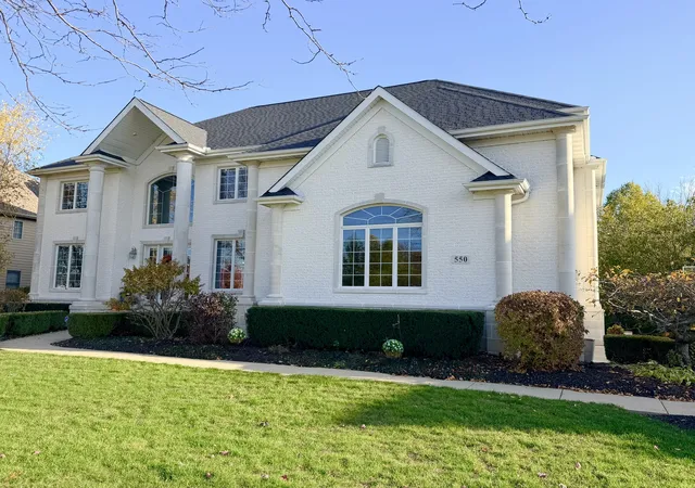 Photo 3 of Single family home for sale at 550 Viking Dr, Sycamore, IL 60178 | MLS# 12793144 | Listing updated on 2026-10-30