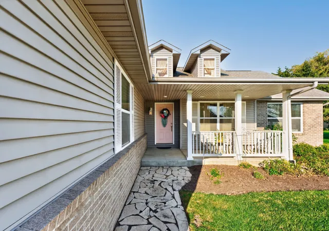 Photo 3 of Single family home for sale at 1535 Westmont Dr, Byron, IL 61010 | MLS# 12793158 | Listing updated on 2026-10-28