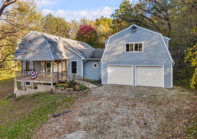 Photo 1 of Single family home for sale at 11619 321st Street W, Illinois City, IL 61259 | MLS# 12793160 | Listing updated on 2026-10-29