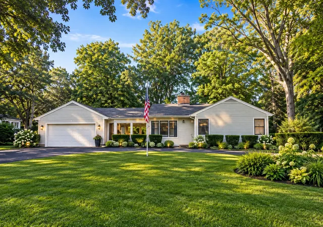 Single family home for sale at 7302 Hillside Rd, Crystal Lake, IL 60012 | MLS# 12793162