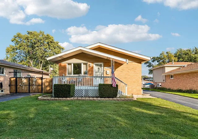 Photo 1 of Single family home for sale at 14323 Kildare Ave, Midlothian, IL 60445 | MLS# 12793211 | Listing updated on 2026-10-28