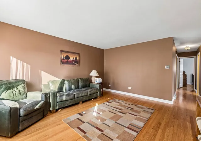 Photo 3 of Single family home for sale at 14323 Kildare Ave, Midlothian, IL 60445 | MLS# 12793211 | Listing updated on 2026-10-28