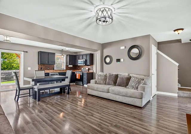 Photo 3 of Single family home for sale at 5033 Elmgate Dr, Rockford, IL 61101 | MLS# 12793230 | Listing updated on 2026-10-23