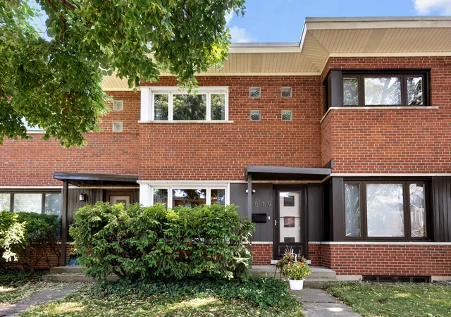 Townhouse for sale at 519 Ridge Rd, Wilmette, IL 60091 | MLS# 12793284