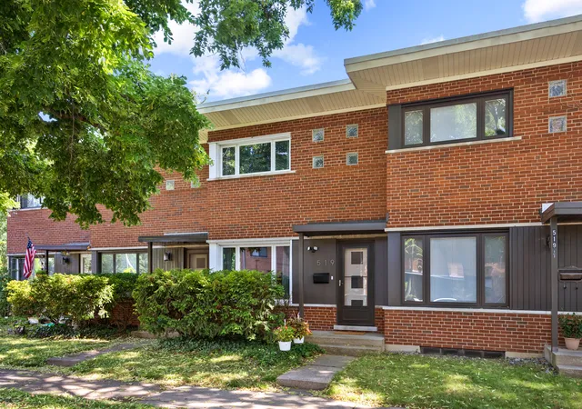 Photo 1 of Townhouse for sale at 519 Ridge Rd, Wilmette, IL 60091 | MLS# 12793284 | Listing updated on 2026-10-24