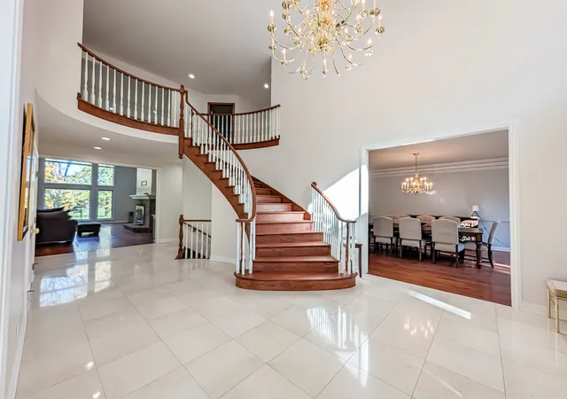 Photo 2 of Single family home for sale at 20 Hidden Brk Dr, North Barrington, IL 60010 | MLS# 12793288 | Listing updated on 2026-10-29