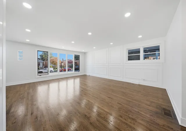 Photo 3 of Single family home for sale at 4812 S Leclaire Ave, Chicago, IL 60638 | MLS# 12793295 | Listing updated on 2026-10-24