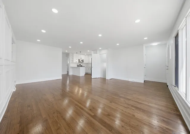Photo 4 of Single family home for sale at 4812 S Leclaire Ave, Chicago, IL 60638 | MLS# 12793295 | Listing updated on 2026-10-24