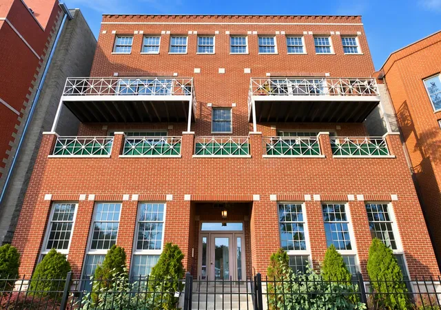 Photo 1 of Condo for sale at 1652 W Augusta Blvd #3W, Chicago, IL 60622 | MLS# 12793331 | Listing updated on 2026-10-28