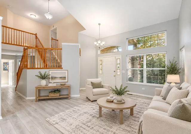 Photo 2 of Single family home for sale at 807 Park Ave, Lake Villa, IL 60046 | MLS# 12793352 | Listing updated on 2026-10-24