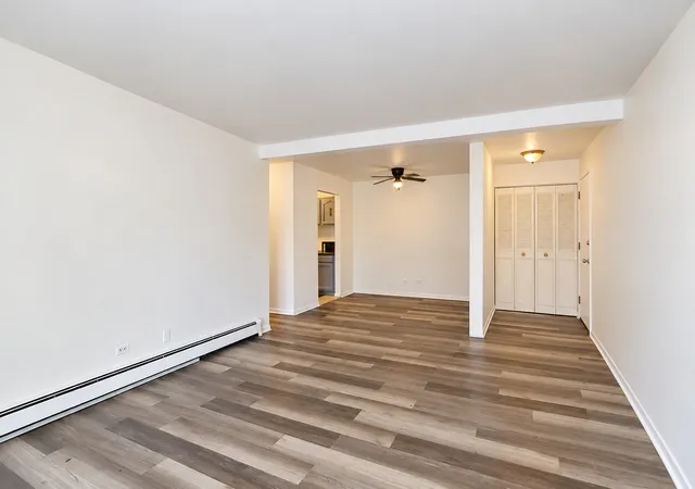 Photo 4 of Condo for sale at 1170 Valley Ln #304, Hoffman Estates, IL 60169 | MLS# 12793354 | Listing updated on 2026-10-24