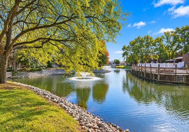 Photo 2 of Condo for sale at 5225 James Ln #1405, Crestwood, IL 60418 | MLS# 12793358 | Listing updated on 2026-10-27