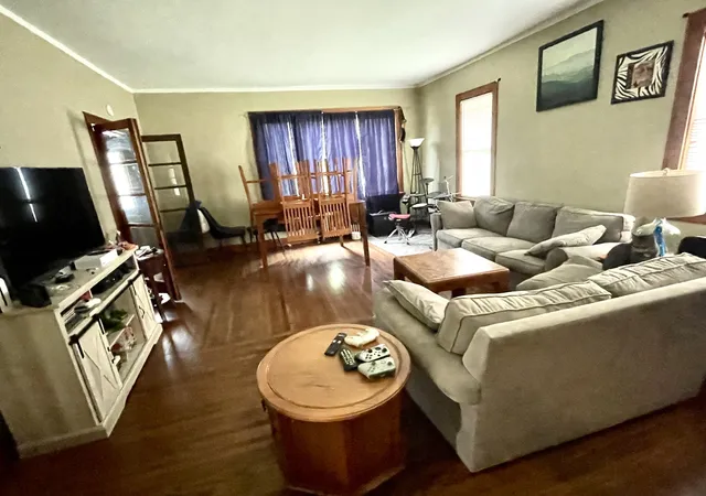 Photo 3 of Single family home for sale at 315 E Devlin St, Spring Valley, IL 61362 | MLS# 12793367 | Listing updated on 2026-10-28