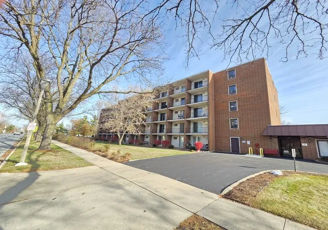 Photo 1 of Condo for sale at 255 S West Ave #513, Elmhurst, IL 60126 | MLS# 12793373 | Listing updated on 2026-10-28