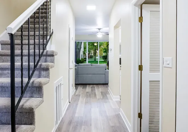 Photo 3 of Townhouse for sale at 1417 Golfview Dr, Glendale Heights, IL 60139 | MLS# 12793378 | Listing updated on 2026-10-27