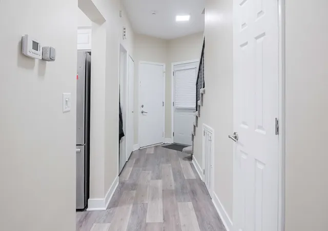 Photo 4 of Townhouse for sale at 1417 Golfview Dr, Glendale Heights, IL 60139 | MLS# 12793378 | Listing updated on 2026-10-27
