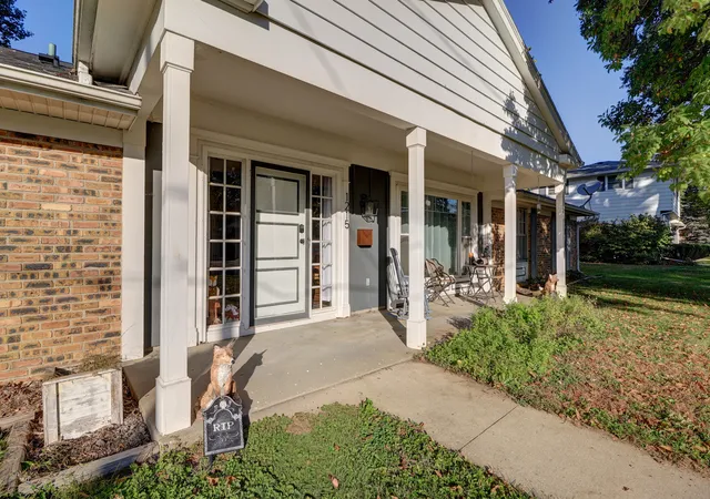 Photo 2 of Single family home for sale at 1215 Brigadoon Dr, Dixon, IL 61021 | MLS# 12793418 | Listing updated on 2026-10-27