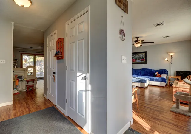 Photo 3 of Single family home for sale at 1215 Brigadoon Dr, Dixon, IL 61021 | MLS# 12793418 | Listing updated on 2026-10-27