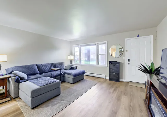Photo 4 of Condo for sale at 1101 E Algonquin Rd #6, Arlington Heights, IL 60005 | MLS# 12793426 | Listing updated on 2026-10-27