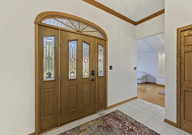Photo 3 of Single family home for sale at 22001 Oakton Ave, Frankfort, IL 60423 | MLS# 12793428 | Listing updated on 2026-10-27