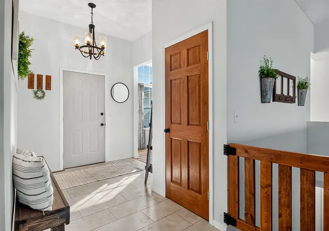 Photo 4 of Single family home for sale at 14024 Queenanns Way, Poplar Grove, IL 61065 | MLS# 12793441 | Listing updated on 2026-10-27