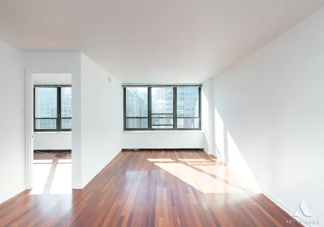 Photo 4 of Condo for sale at 222 E Pearson St #1704, Chicago, IL 60611 | MLS# 12793449 | Listing updated on 2026-10-30