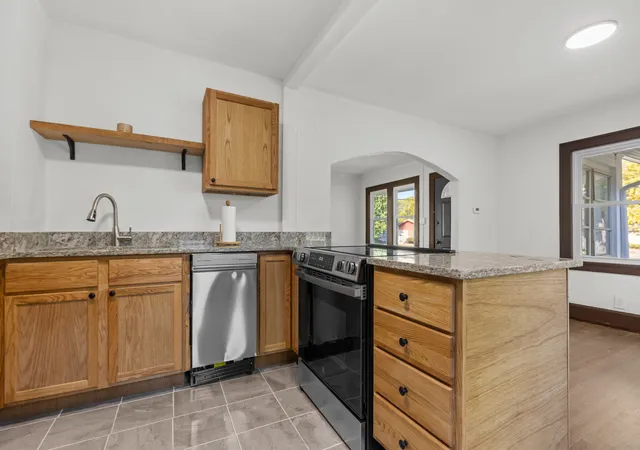 Photo 4 of Single family home for sale at 1919 15th Avenue, Rockford, IL 61104 | MLS# 12793457 | Listing updated on 2026-10-24