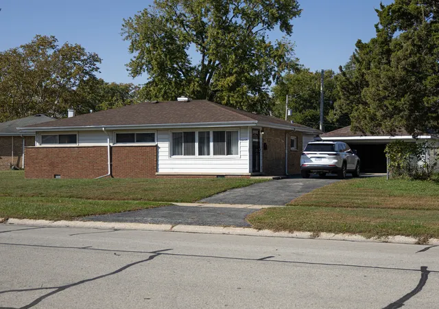 Single family home for sale at 16228 Richmond Ave, Markham, IL 60428 | MLS# 12793508