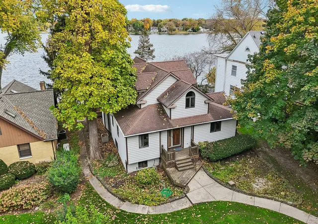 Photo 1 of Single family home for sale at 1320 Old Bay Rd, Johnsburg, IL 60051 | MLS# 12793521 | Listing updated on 2026-10-29