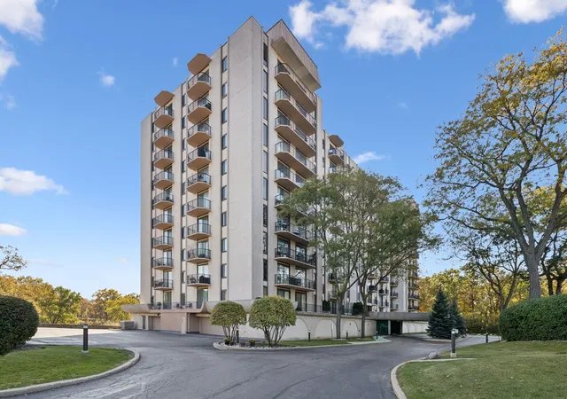 Photo 1 of Condo for sale at 190 S Wood Dale Rd #1105, Wood Dale, IL 60191 | MLS# 12793525 | Listing updated on 2026-10-27
